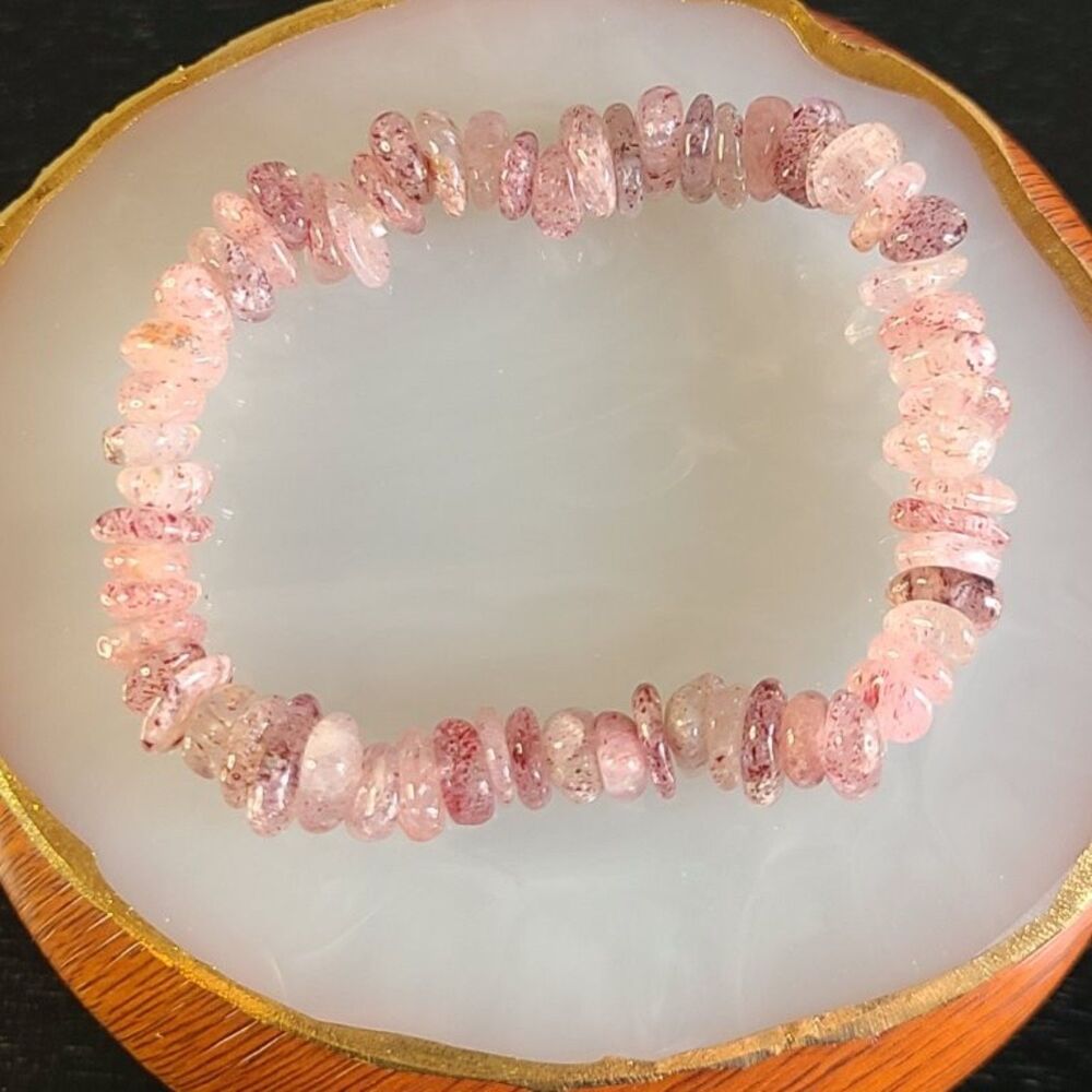 Natural Strawberry Quartz Chip Bracelet Pink Crystal Stretch Gemstone Jewelry